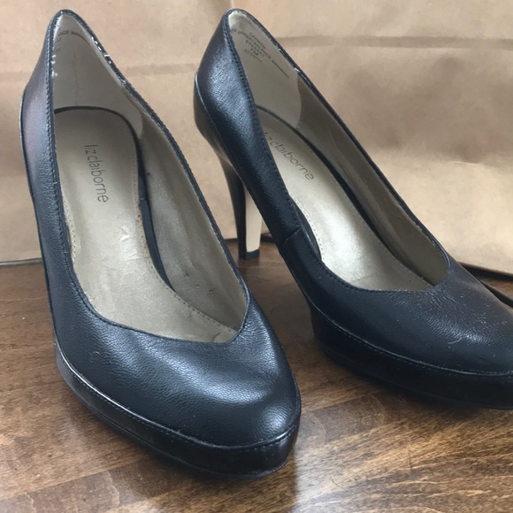 Liz Claiborne pumps black leather